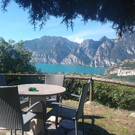 Garden Belvedere B&B Torbole Sul Garda Exterior photo